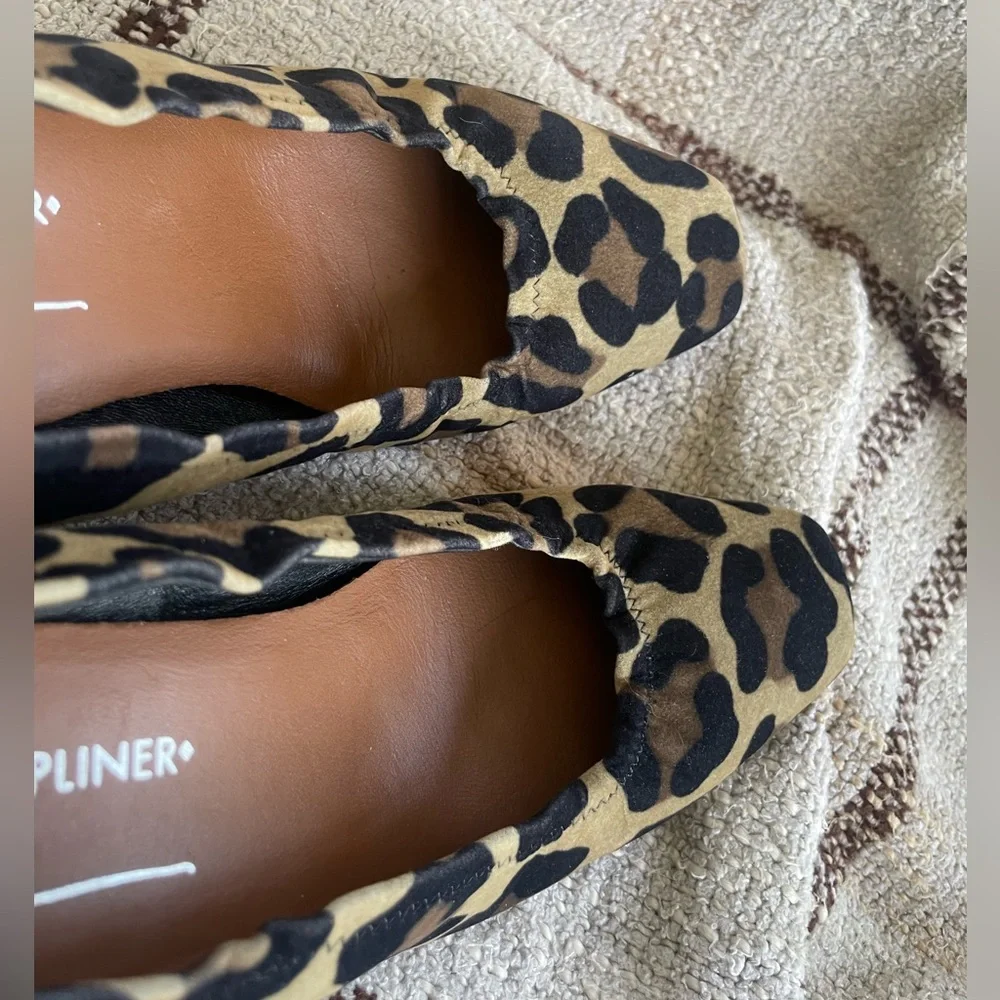 DONALD J PLINER SIGNED VERO CUOIO MADE IN SPAIN LEOPARD PRINT KITTEN HEEL PUMP - Picture 8 of 11